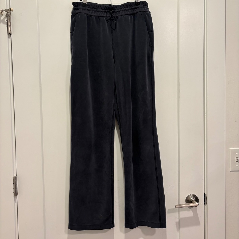 Lululemon Softstreme High-Rise Straight-Leg Pant Black Size 8 LW5EGTS